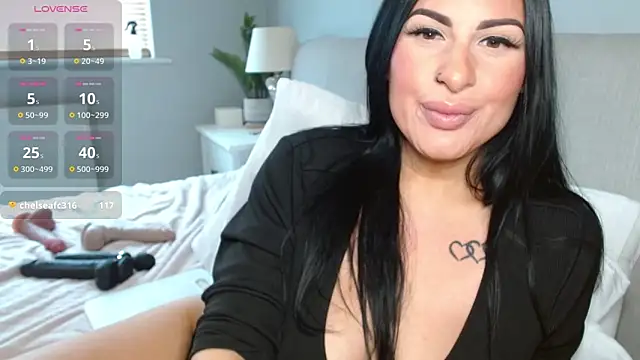 Layla UK online show from October 2025 11:10:01 AM