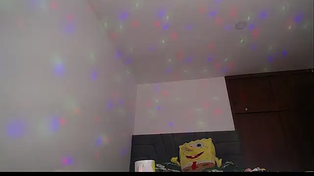 Snapshot of Yinn_Silver chatting on November 2025 10:47:02 AM Yinn Silver online show from November 2025 10:47:02 AM