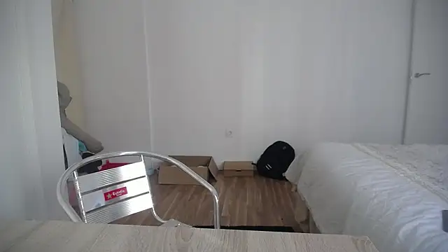 Contantin helena online show from December 2024 12:49:02 PM