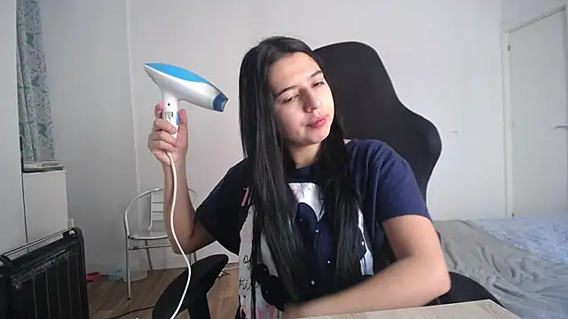 Contantin helena online show from January 2026 01:48:02 PM