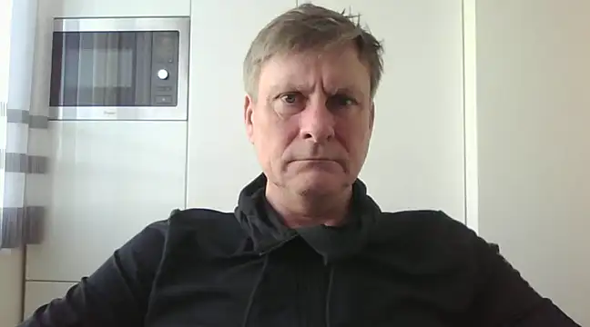 Snapshot of johnnym1 chatting on February 2025 09:38:02 AM johnnym1 online show from February 2025 09:38:02 AM