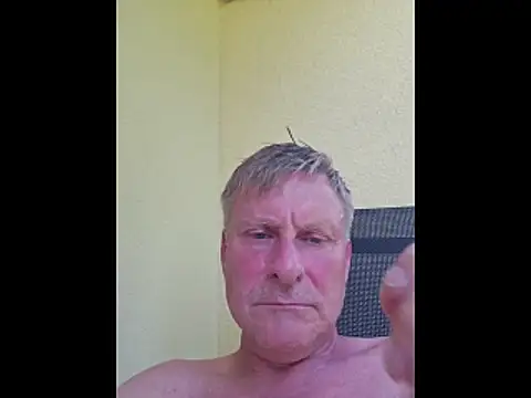Snapshot of johnnym1 chatting on June 2026 12:53:01 PM johnnym1 online show from June 2026 12:53:01 PM