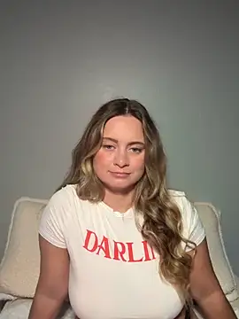 Sophie Raegan online show from October 2025 03:01:02 PM