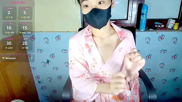   Saphia   online show from November 2025 03:58:02 PM