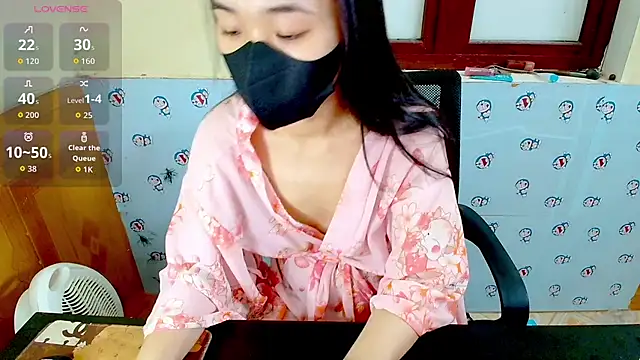   Saphia   online show from April 2026 12:44:01 AM