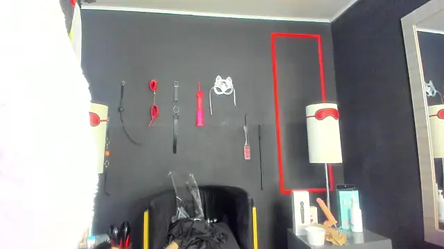 CharlotteScotte online show from October 2025 12:28:01 PM