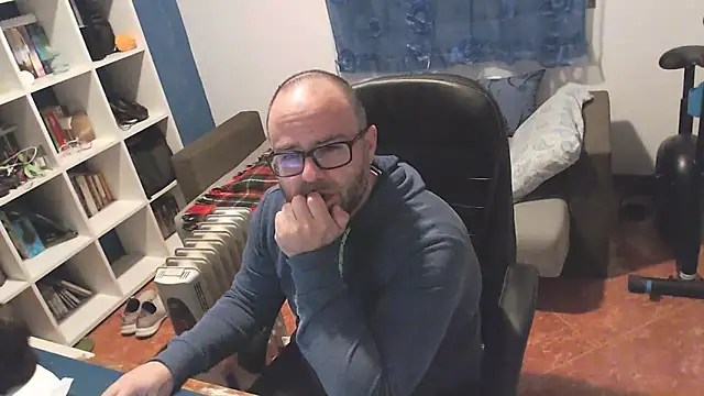 ravingr4d4 online show from March 2025 09:43:01 PM