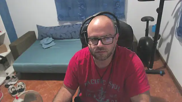 ravingr4d4 online show from September 2025 10:31:01 PM