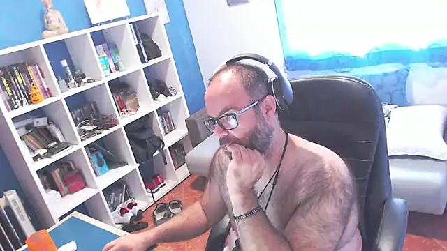 ravingr4d4 online show from October 2025 09:39:02 AM