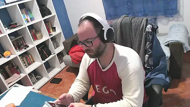 ravingr4d4 online show from December 2025 12:16:02 AM