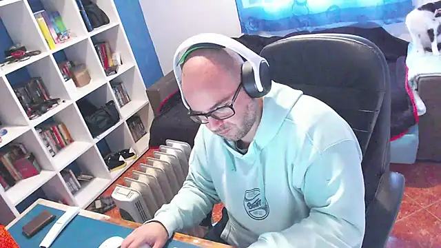 ravingr4d4 online show from December 2025 10:56:02 AM