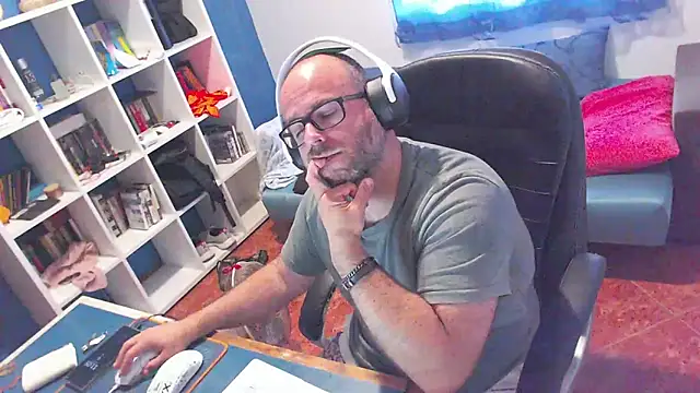 ravingr4d4 online show from June 2026 10:06:02 AM