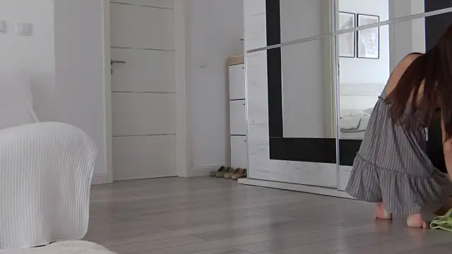 LilyRoselyn online show from September 2025 07:31:01 AM