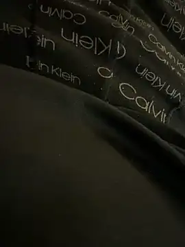 Tylerx9 online show from April 2026 12:00:02 AM