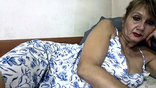 Andra Love online show from October 2025 08:08:01 PM