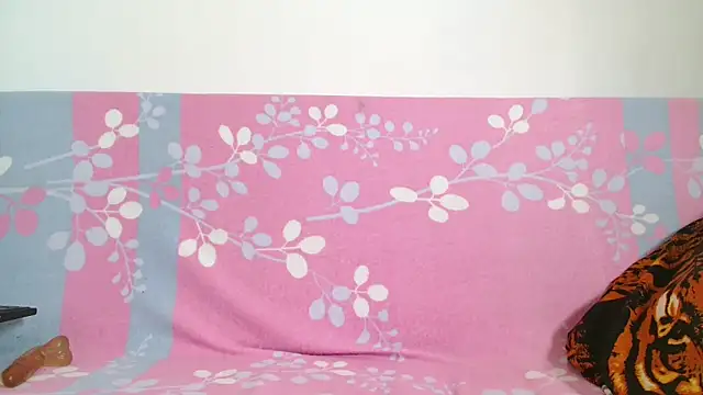 Andra Love online show from December 2025 11:34:02 PM