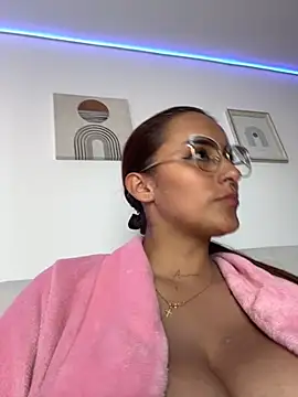 Seized lust online show from November 2025 07:21:01 PM