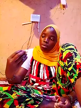 cute naimah online show from November 2025 02:05:01 PM