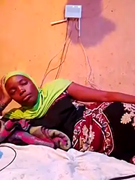 cute naimah online show from November 2025 09:25:02 PM