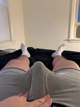 Snapshot of Bigben1573 chatting on February 2025 10:21:01 PM Bigben1573 online show from February 2025 10:21:01 PM