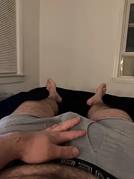 Snapshot of Bigben1573 chatting on February 2025 04:22:01 AM Bigben1573 online show from February 2025 04:22:01 AM