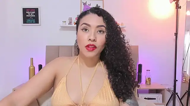 Zoe Gruber online show from November 2025 07:36:01 PM