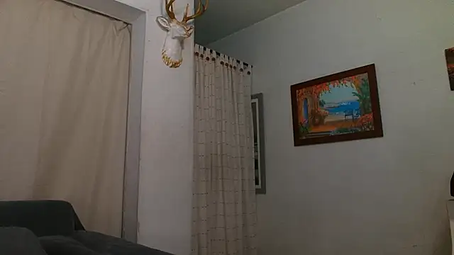 Snapshot of AndrewMartinez chatting on May 2026 01:03:02 AM AndrewMartinez online show from May 2026 01:03:02 AM