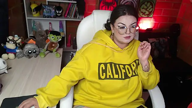 Snapshot of juliette_rd chatting on January 2025 01:31:01 PM juliette rd online show from January 2025 01:31:01 PM