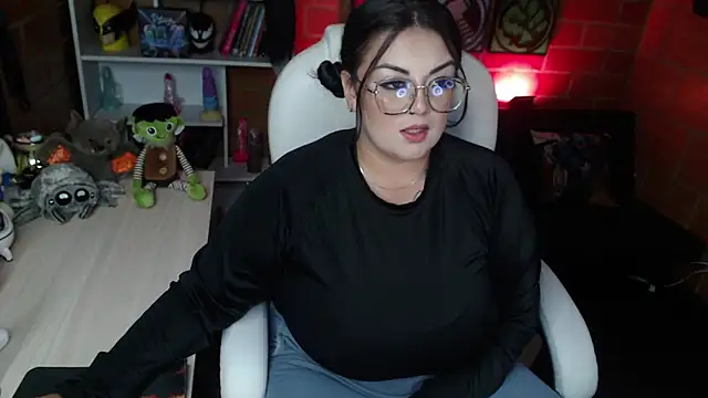 Snapshot of juliette_rd chatting on February 2025 06:29:02 AM juliette rd online show from February 2025 06:29:02 AM