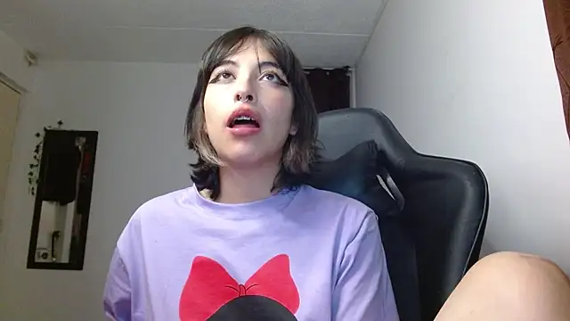 liisaxxx online show from December 2024 10:01:01 AM