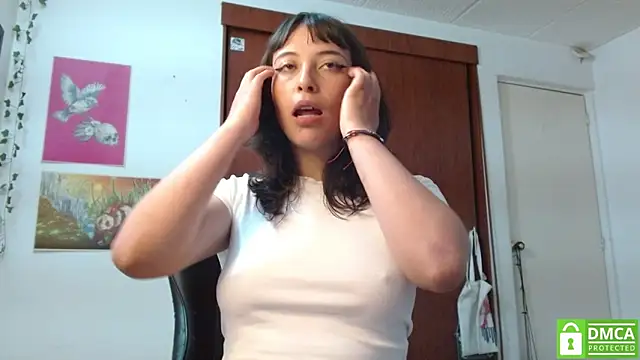 liisaxxx online show from June 2026 07:54:02 AM