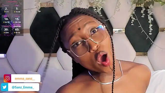 EmmaSanzz  online show from March 2025 05:43:02 PM