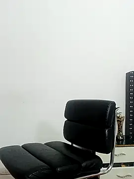 Snapshot of madonna101 chatting on March 2025 11:00:02 PM madonna101 online show from March 2025 11:00:02 PM