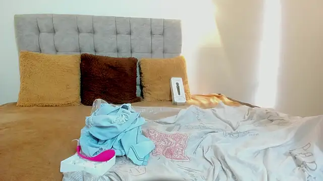 Carolina hernandez22 online show from November 2025 12:42:01 PM