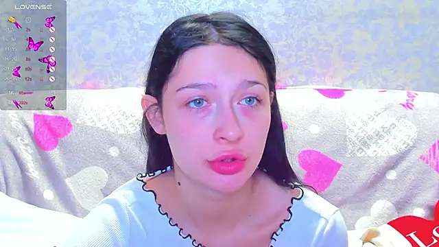 Snapshot of Vanessa_Florence chatting on November 2025 01:37:01 AM Vanessa Florence online show from November 2025 01:37:01 AM