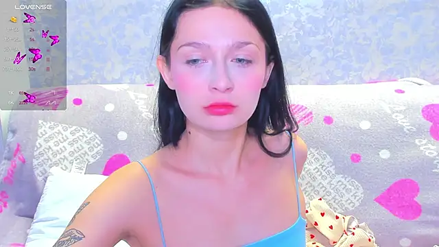 Snapshot of Vanessa_Florence chatting on November 2025 09:48:02 AM Vanessa Florence online show from November 2025 09:48:02 AM