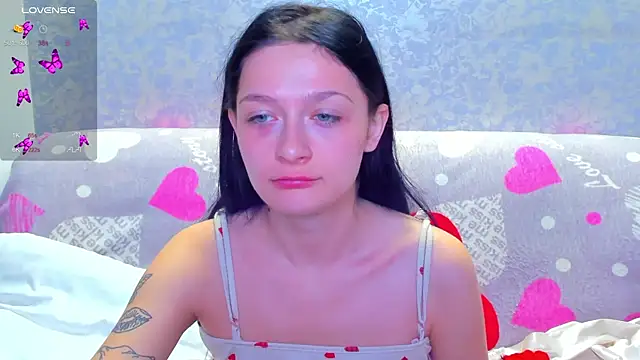 Snapshot of Vanessa_Florence chatting on November 2025 01:49:02 AM Vanessa Florence online show from November 2025 01:49:02 AM