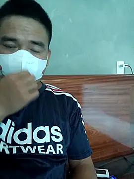 Snapshot of Vvvvvieett chatting on October 2025 05:28:01 AM Vvvvvieett online show from October 2025 05:28:01 AM