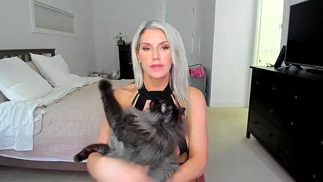 Kymmmy online show from March 2025 12:06:02 AM