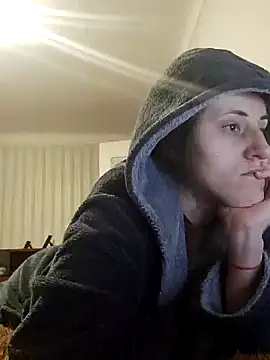 emeli moon online show from December 2024 04:08:02 PM