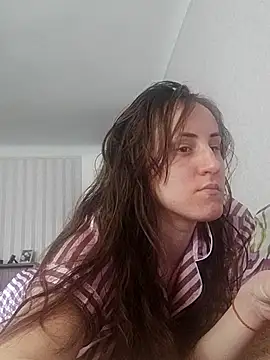 emeli moon online show from March 2025 08:51:01 AM