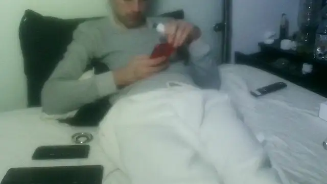 Snapshot of VersGuy24 chatting on January 2026 06:27:02 AM VersGuy24 online show from January 2026 06:27:02 AM