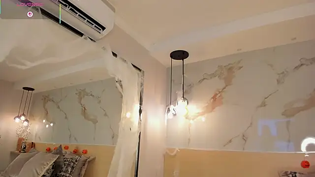 LeaThompson online show from October 2025 11:27:02 PM