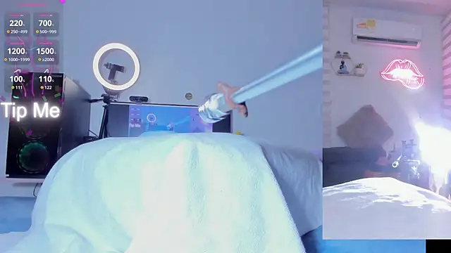 Snapshot of Abigail_Girl__ chatting on January 2026 05:15:01 PM Abigail Girl online show from January 2026 05:15:01 PM