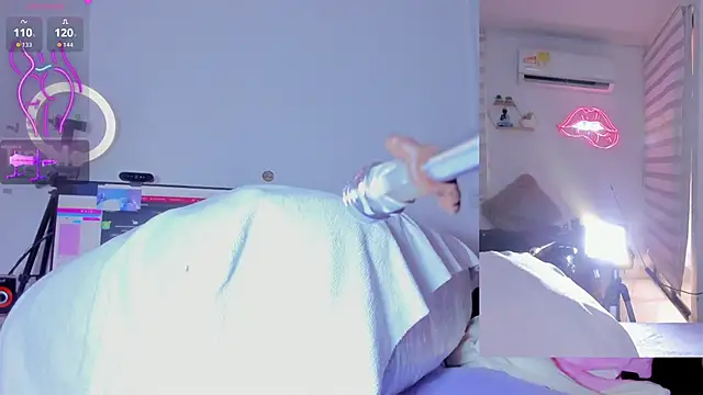 Snapshot of Abigail_Girl__ chatting on January 2026 05:15:01 PM Abigail Girl online show from January 2026 05:15:01 PM