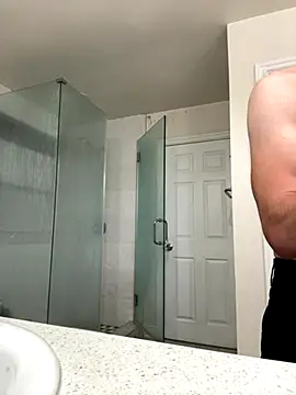 El Gizmo online show from September 2025 07:41:01 AM