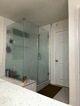 El Gizmo online show from November 2025 08:36:02 AM