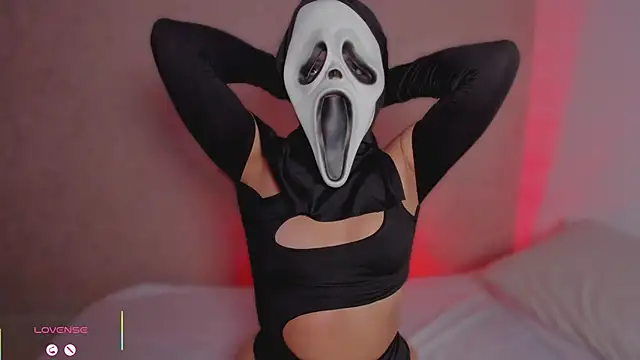 Snapshot of hanna_lee02 chatting on October 2025 12:29:01 PM hanna lee02 online show from October 2025 12:29:01 PM