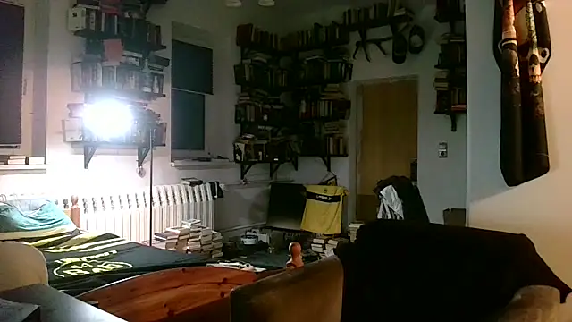 sunr1sa online show from October 2025 05:02:02 PM