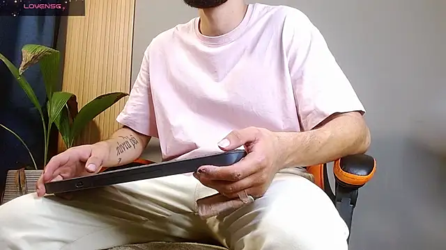 Mr WhiteCock online show from October 2025 11:50:04 PM